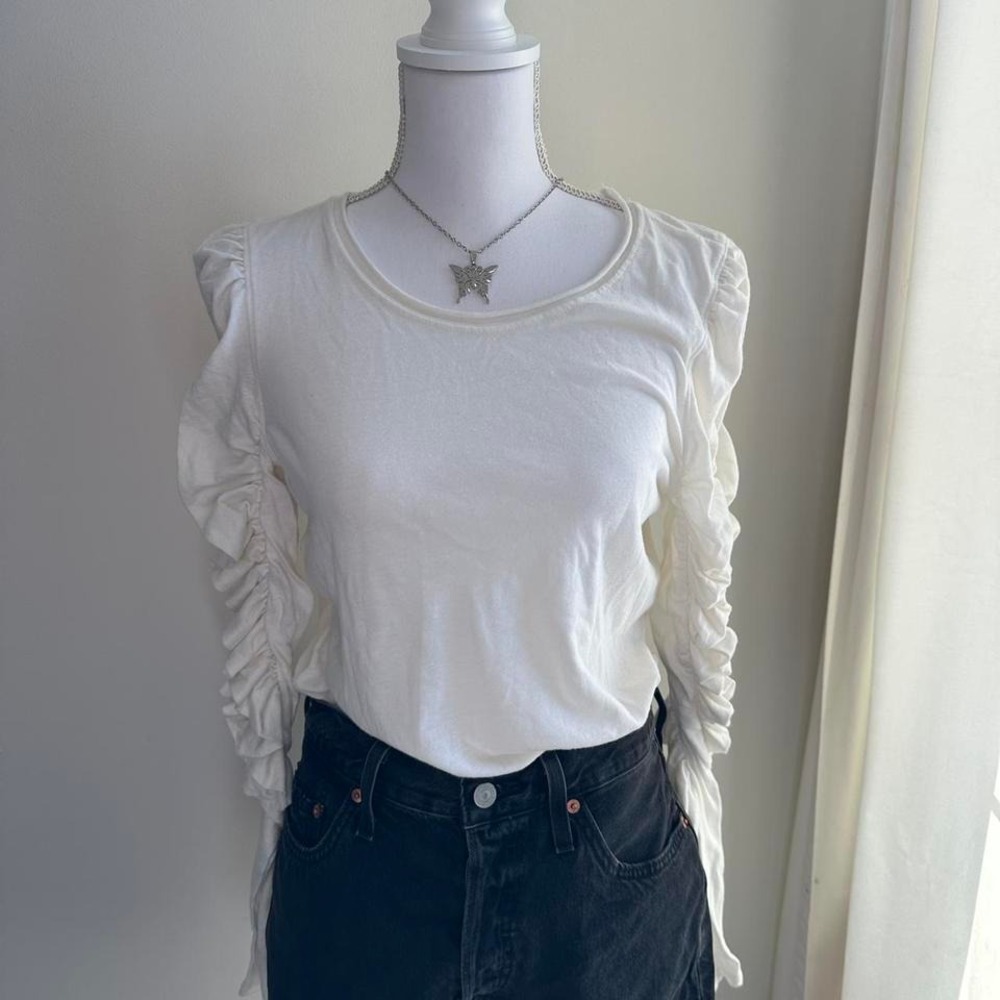 Free People white ruffle sleeve‎ top women's size medium